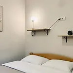 Station شقة بودغوريتْسا